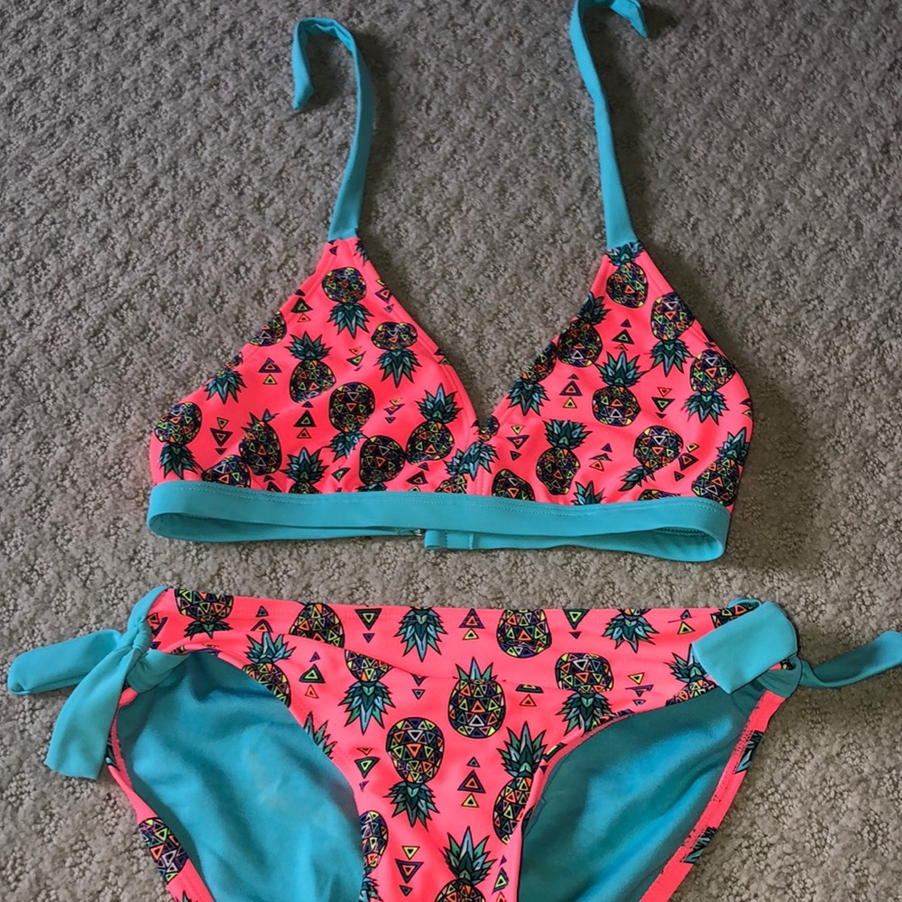 pineapple bikini!!